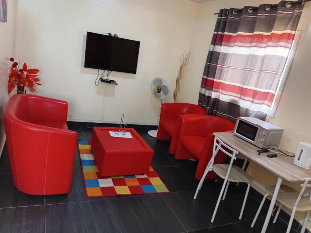 דקר Appartement Beau Sejour מראה חיצוני תמונה